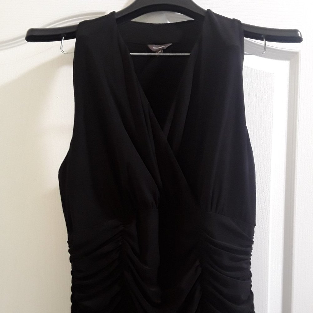 Denver Hayes Black dress built in bra